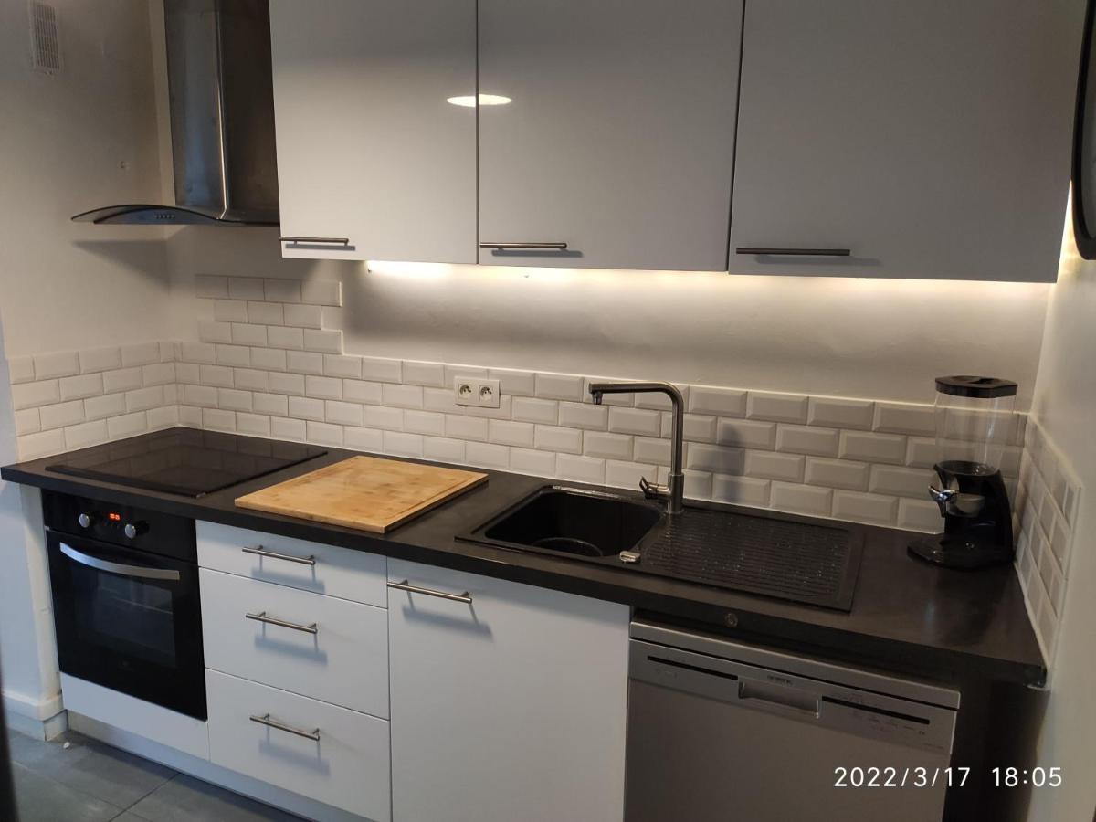 Les Tamaris Apartamento Arles Exterior foto
