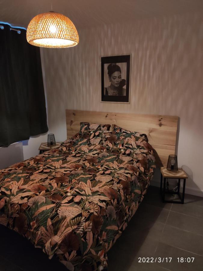Les Tamaris Apartamento Arles Exterior foto